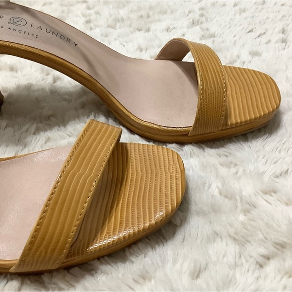 🛍️ CHINESE LAUNDRY Yellow Tinie Lizard Ankle Straps Heeled Sandal - Size 9.5 - Picture 10 of 15
